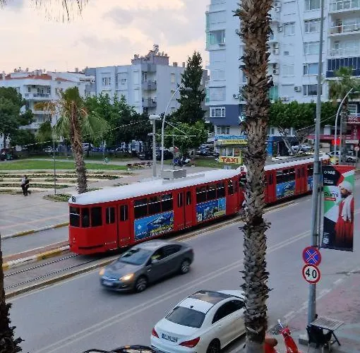 Bed and Breakfast With Sea View, Right In The Center Αττάλεια