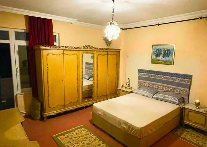 With Sea View, Right In The Center Bed and Breakfast